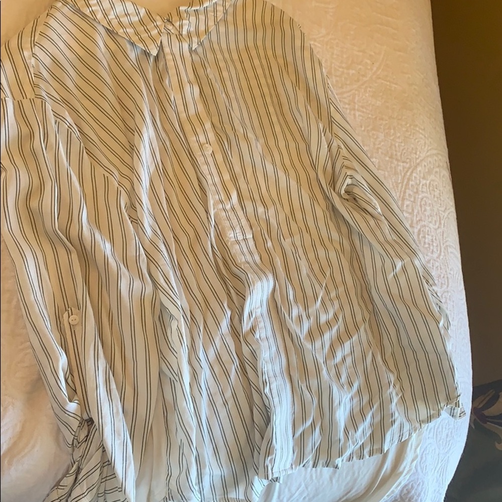 Size:L White and charcoal striped work shirt
